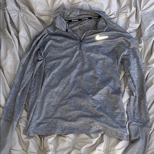 Never Worn Collard Nike Long Sleeve With Thumbhole